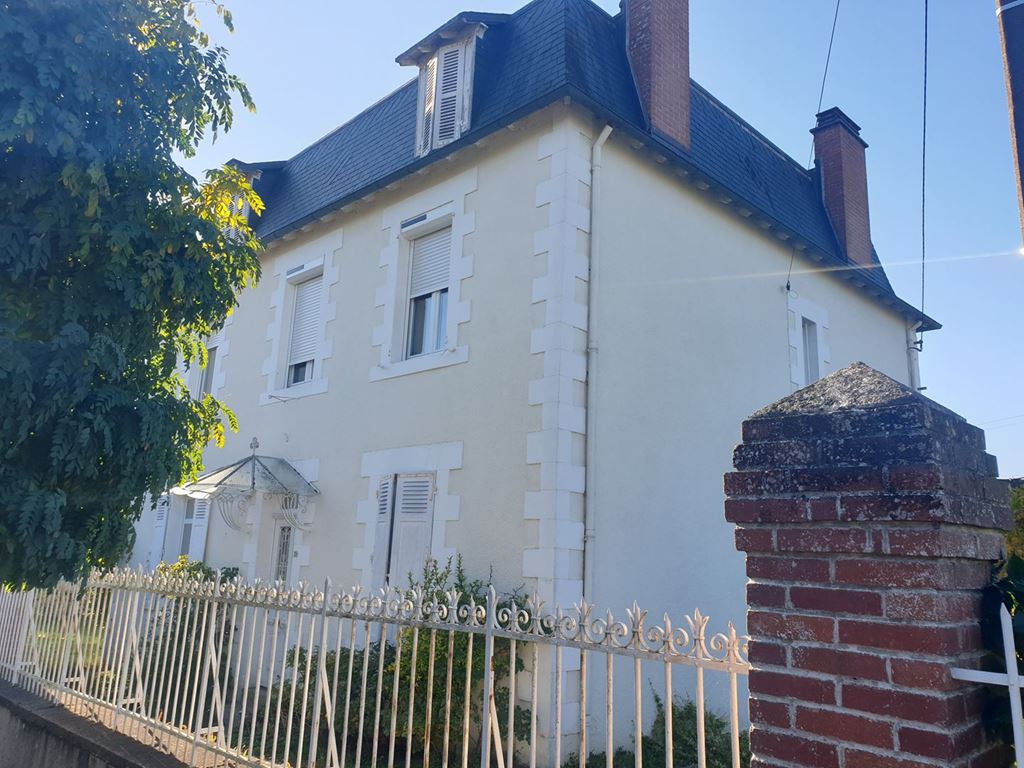 Maison ROCHECHOUART (87600) HOLDING IMMOBILIER